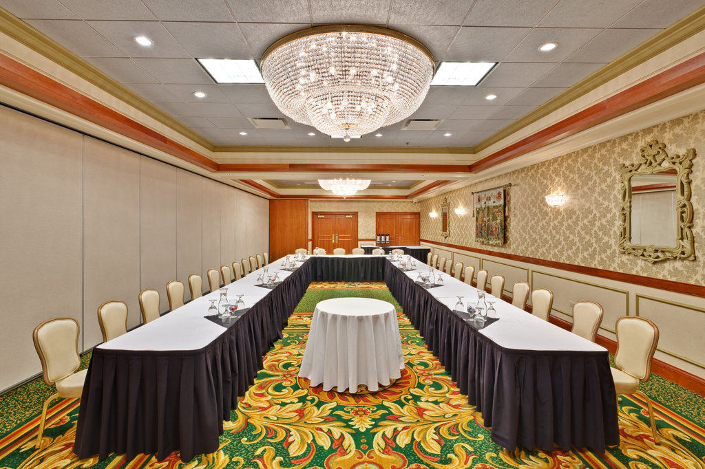 Holiday Inn Chicago Sw-Countryside Confctr By Ihg Zewnętrze zdjęcie
